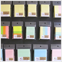 �J���[�t�